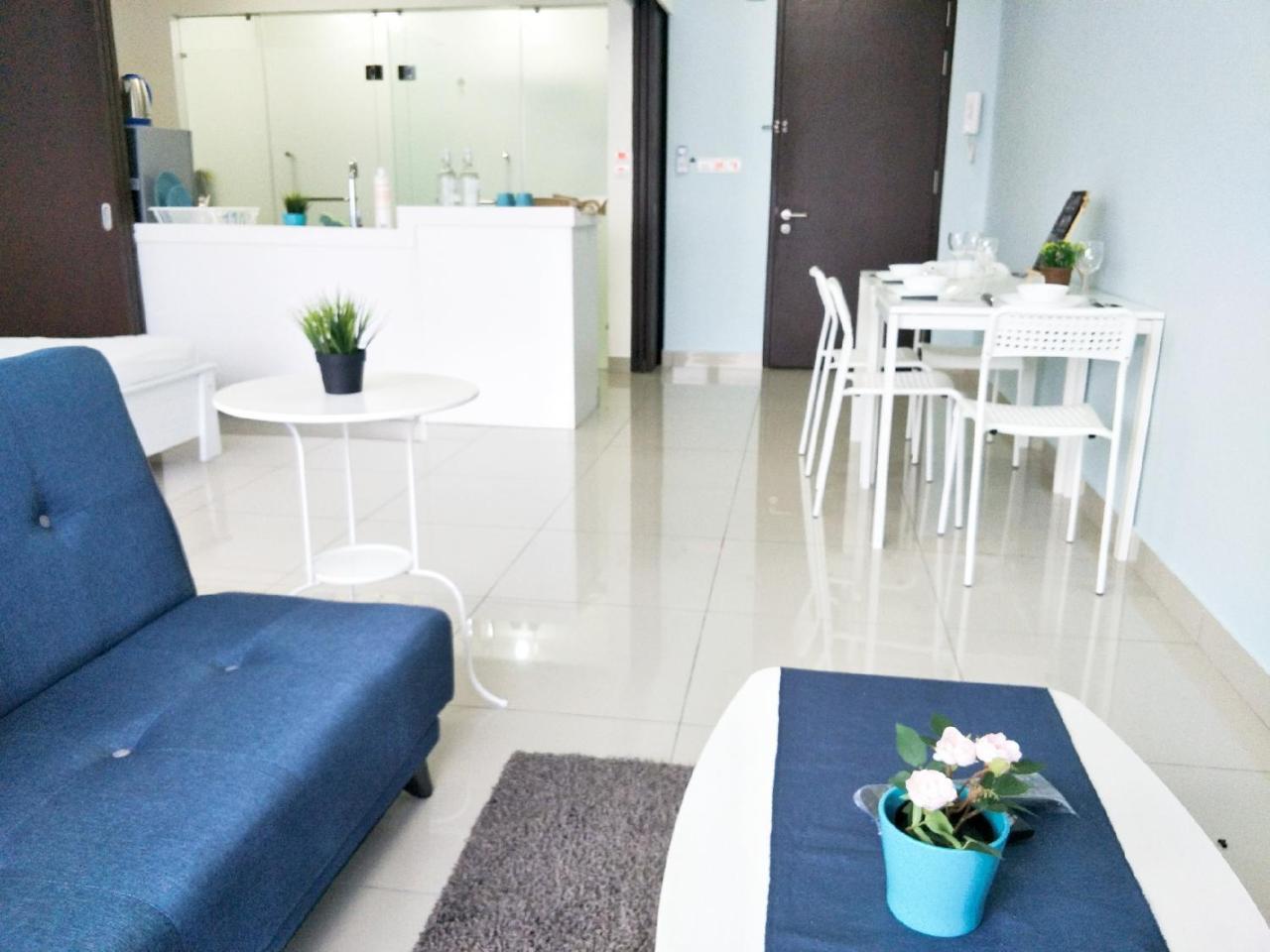 Miko'S Studio @ Setia Alam Shah Alam Exteriör bild